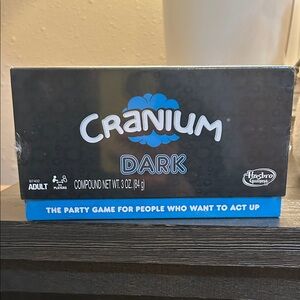 Hasbro Cranium Dark Game